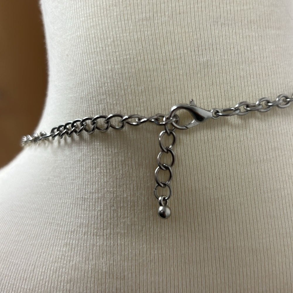 Statement necklace - Picture 3 of 3
